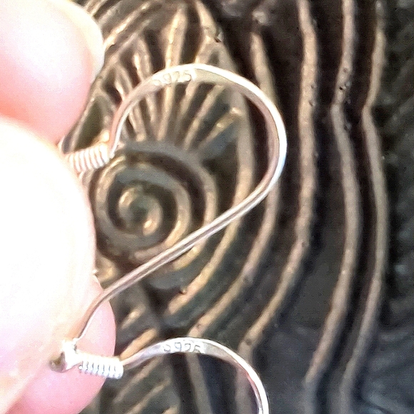 Abalone Mother Of Pearl And Onyx Sterling Silver Earrings - Picture 4 of 8